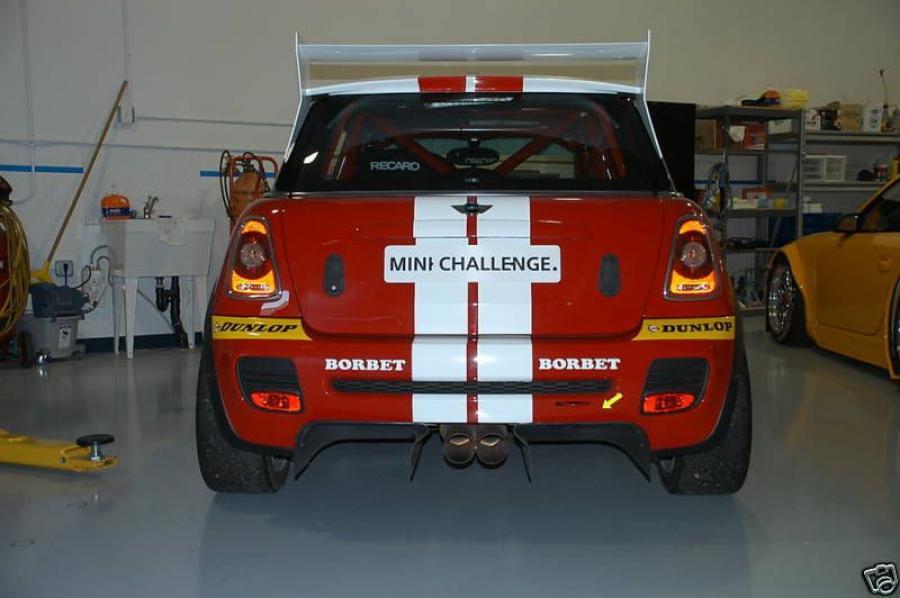  Mini Cooper JCW Clubman Challenge Racer 2008 года  (фото 7 из 11)